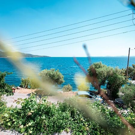 Anemos Seaside Apartment Neos Marmaras Dış mekan fotoğraf